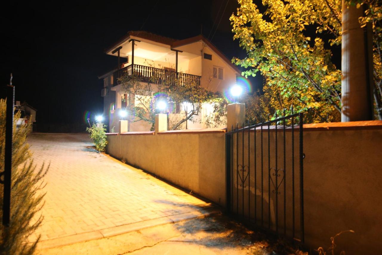 ולס Villa Vesna מראה חיצוני תמונה